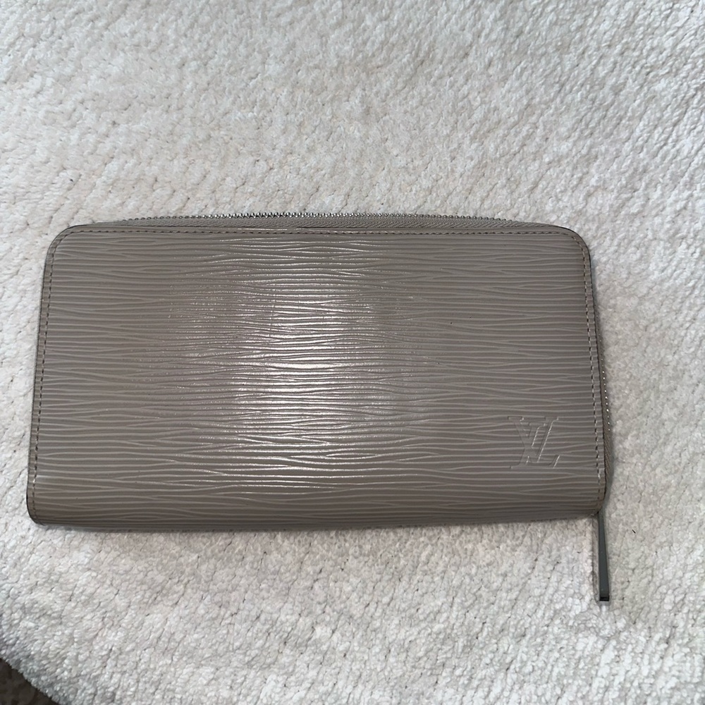 Louis Vuitton Epi Wallet